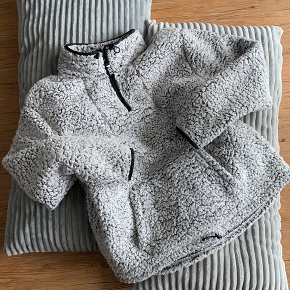 💕VS PINK FLEECE💕 - Picture 1 of 15